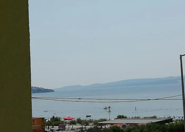شقة Bugenvilija
