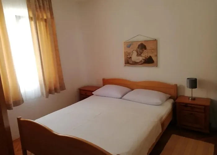 Bugenvilija * Duće