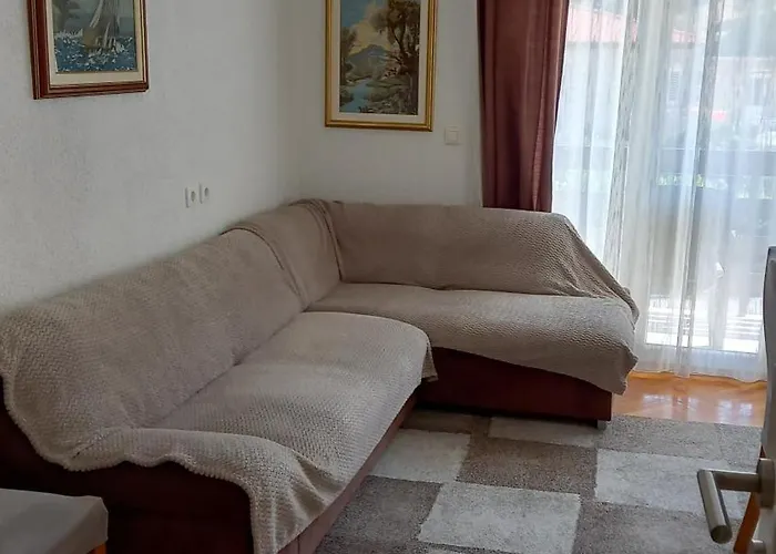 Bugenvilija * Duće