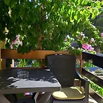 Apartment Bugenvilija *