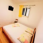 Apartment Bugenvilija Duće