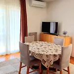 Bugenvilija Apartment Duće
