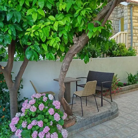 Bugenvilija Apartment