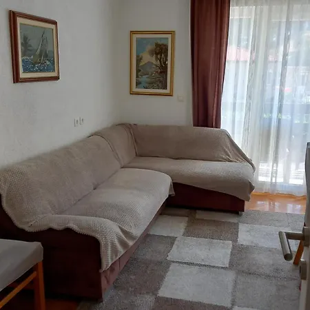 Bugenvilija * Duće