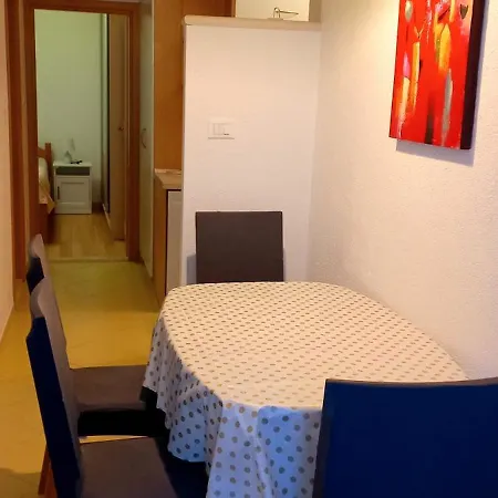 Apartamento Bugenvilija *