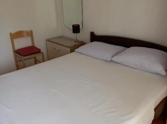 Bugenvilija アパート Duće