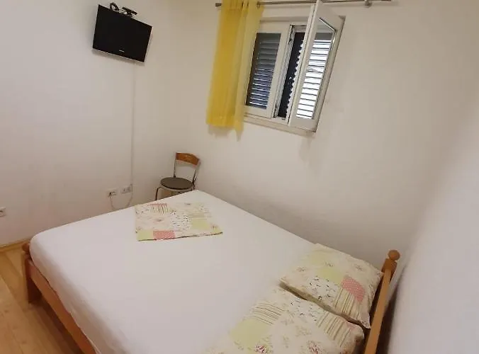 Bugenvilija アパート